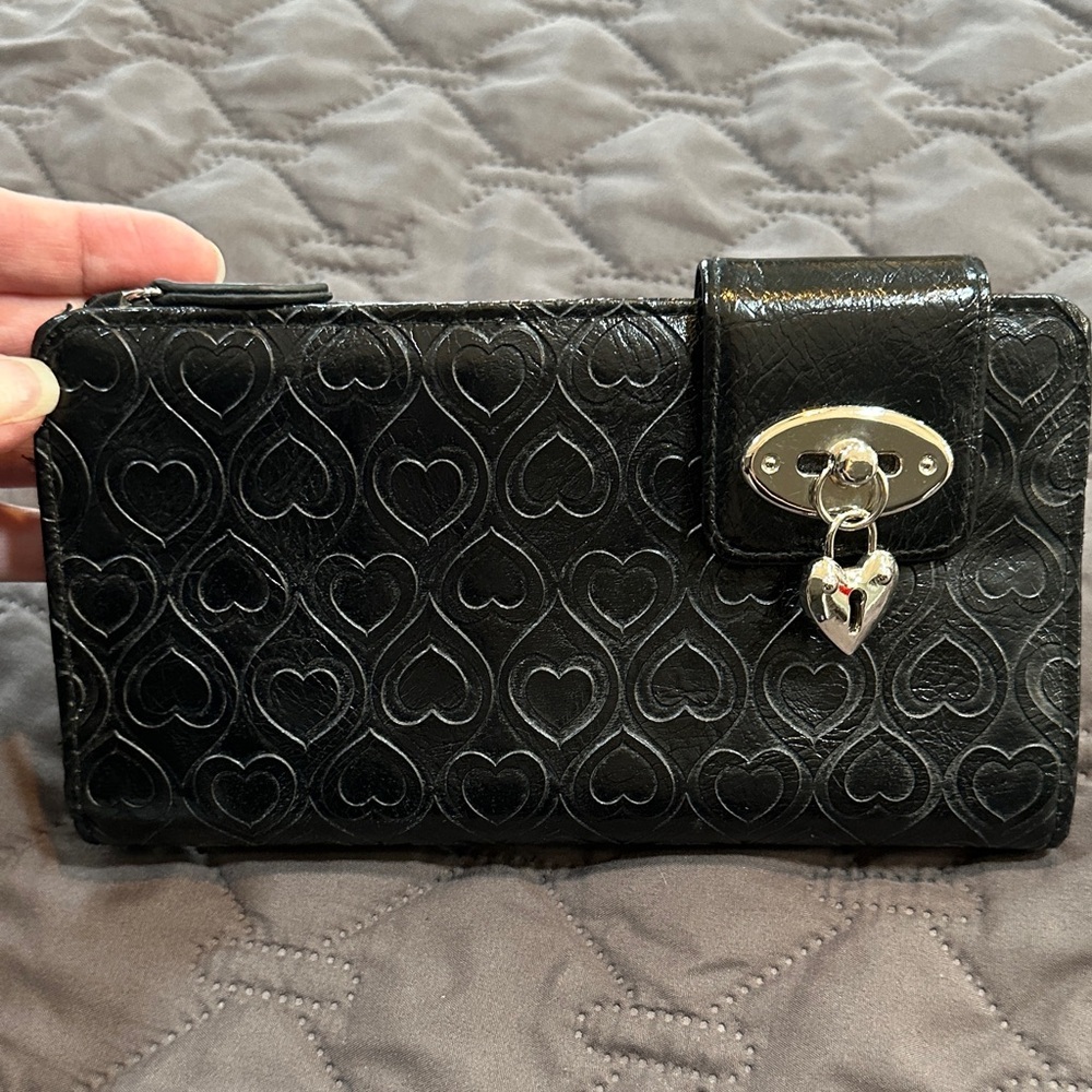 Black Heart-Embossed Women's Wallet with Heart Charm